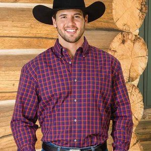3/$20 Wrangler Men's Red Plaid Long Sleeve Shirt
